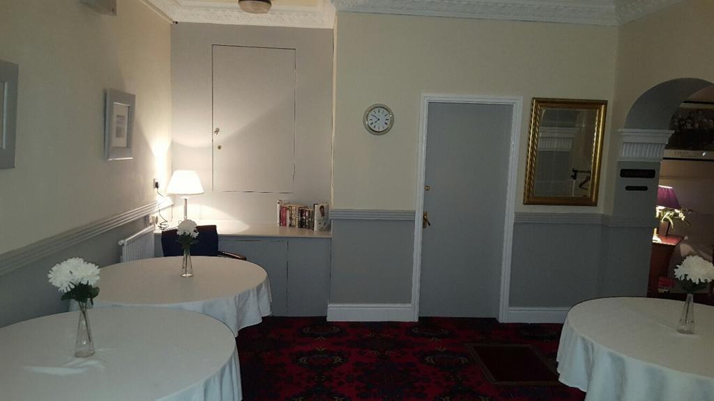 The Waverley Hotel Crewe Exterior photo