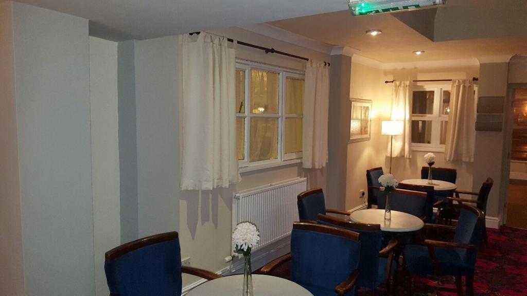 The Waverley Hotel Crewe Exterior photo